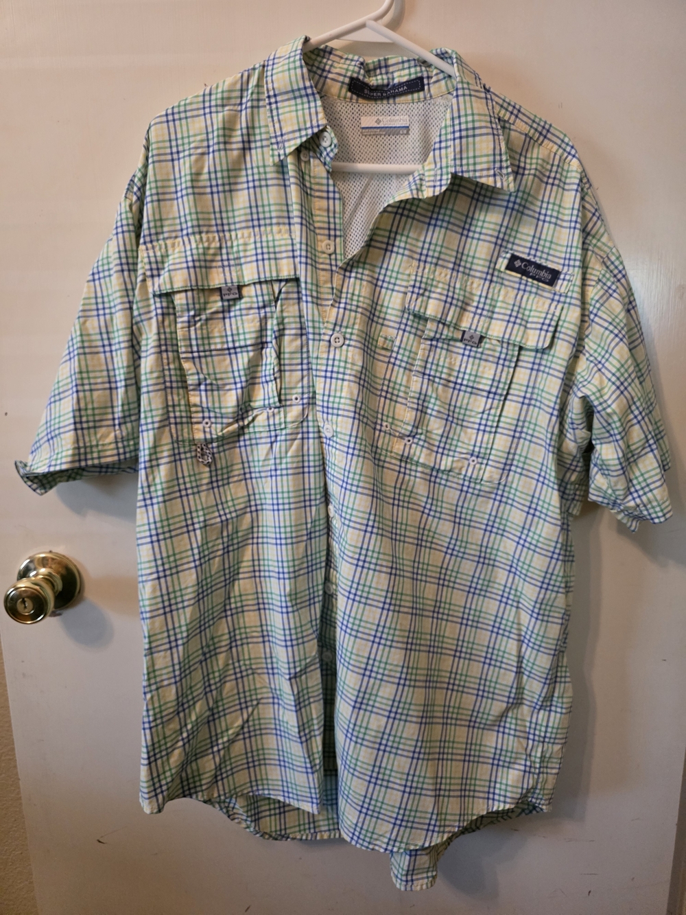 Columbia Men's Plaid Short-Sleeve Button-Down Shirt - Light Green & Blue